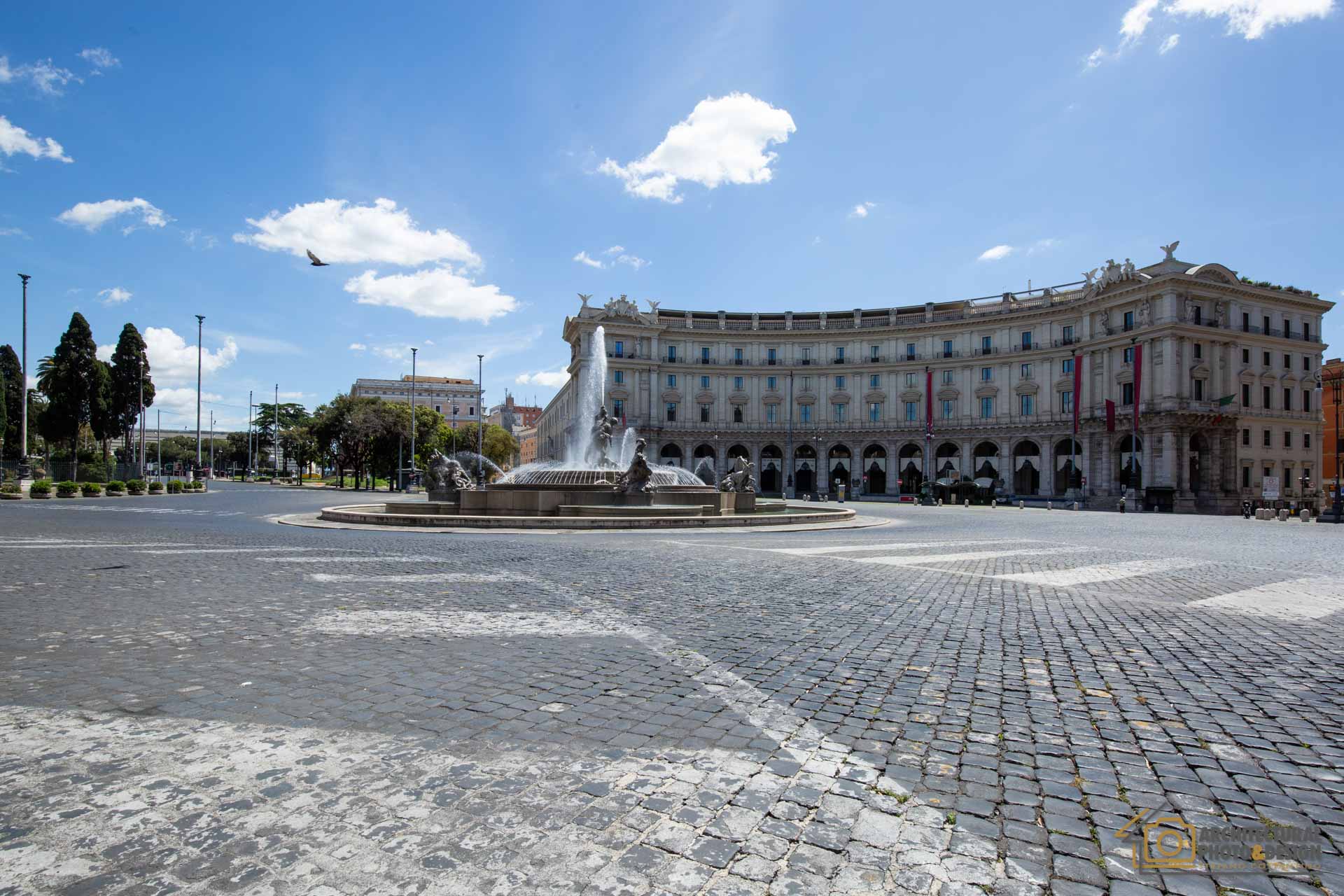 Architettura sotto il Lockdown - Piazza della Repubblica